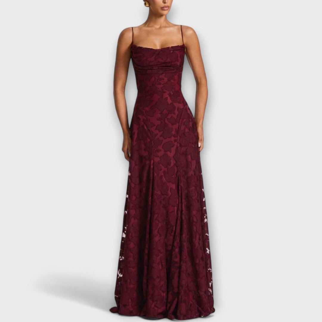 Kairi---Schickes-Floral-Spitzen-Maxidress-Mit-Spaghettiträgern