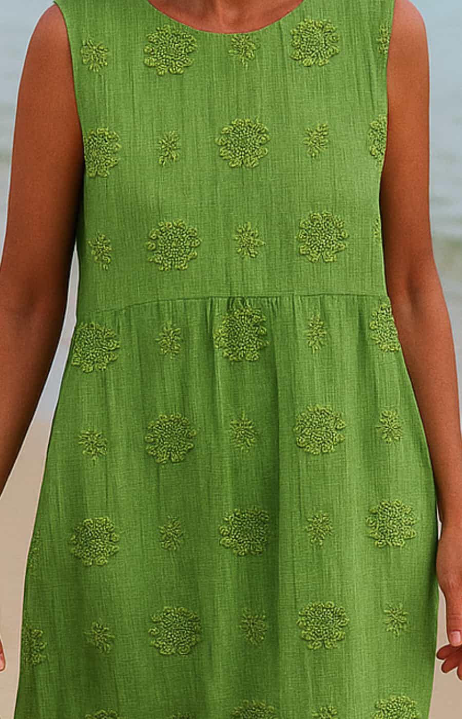 Willa™ | Embroidered Pocket Midi Dress