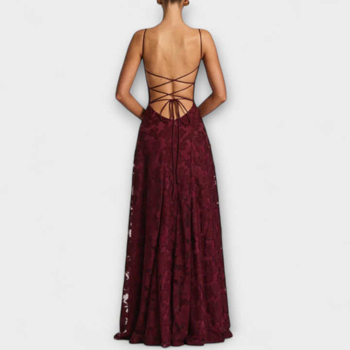 Kairi---Schickes-Floral-Spitzen-Maxidress-Mit-Spaghettiträgern