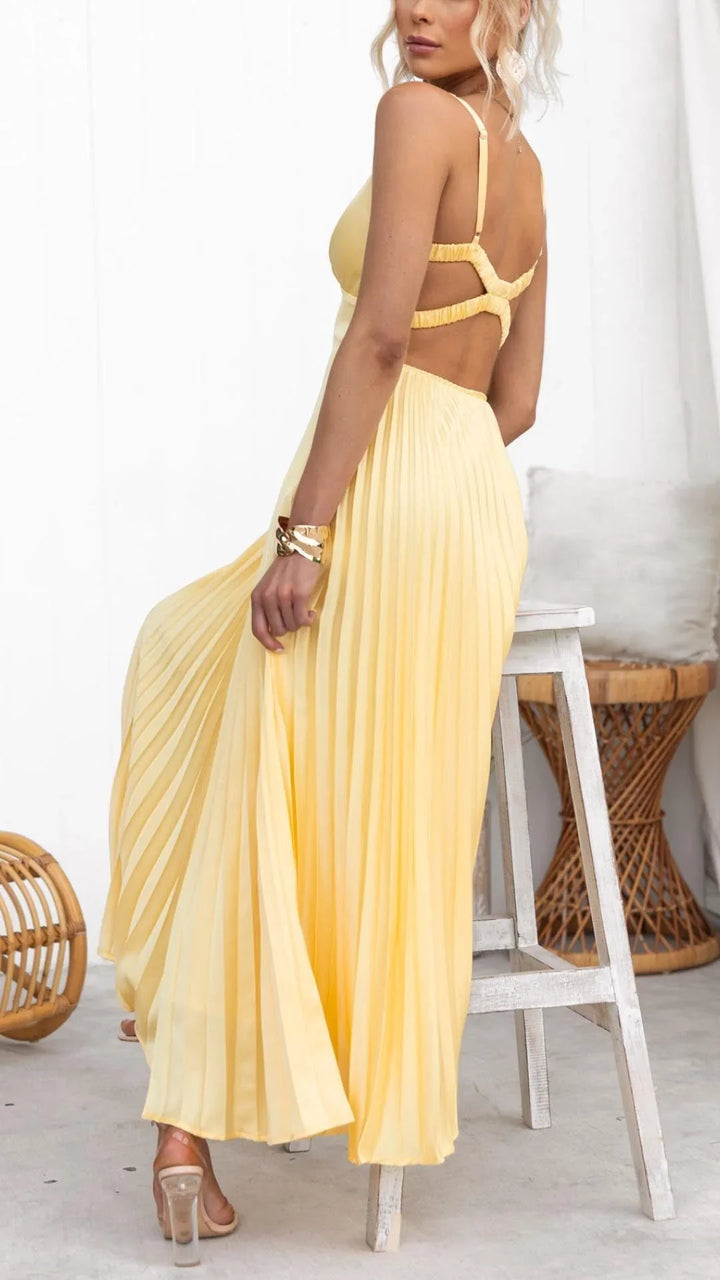 Regan™ | Flowy Pleated V-Neck Maxi Dress